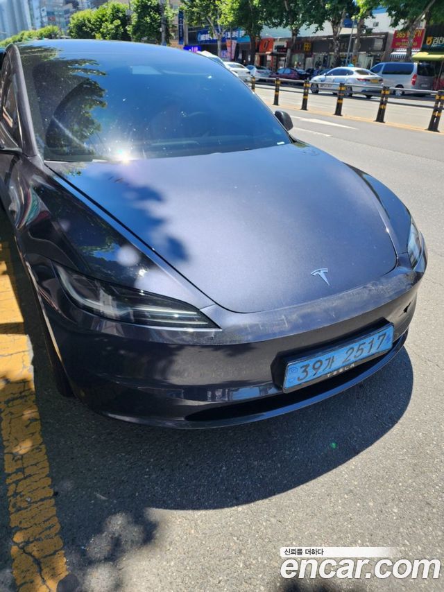 Tesla Model 3 2025 — photo 35