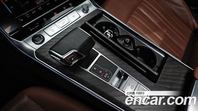 Audi A6 2023 — photo 9