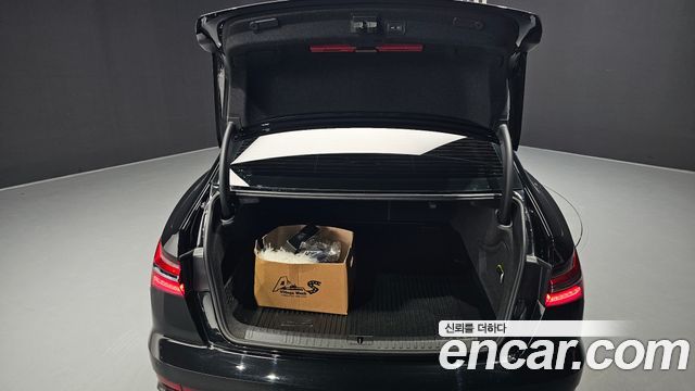 Audi A6 2023 — photo 20
