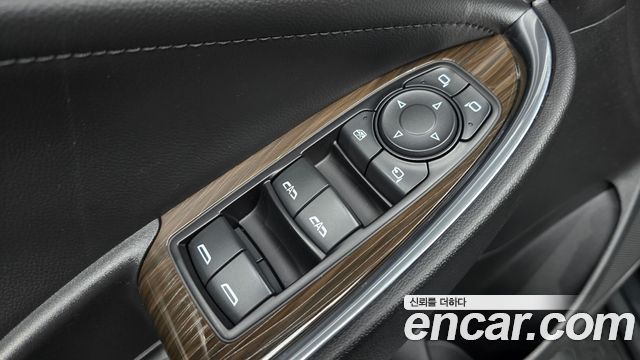 Chevrolet Korea Malibu 2017 — photo 25