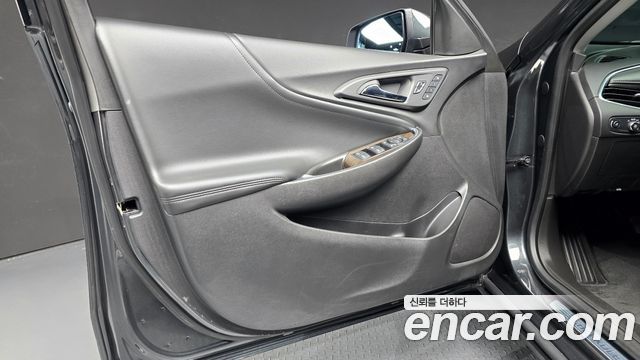 Chevrolet Korea Malibu 2017 — photo 14