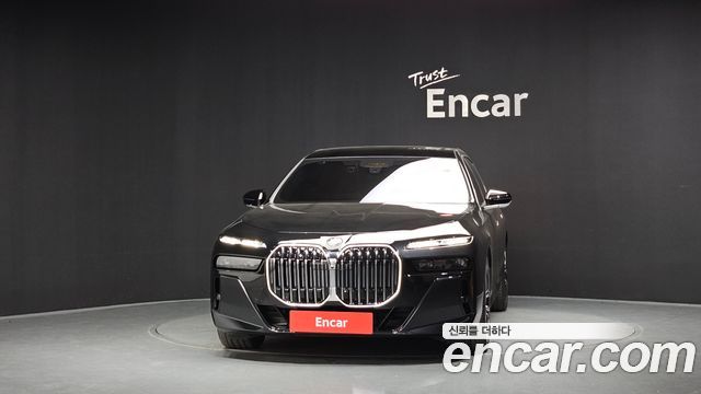 BMW 7-Series 2026 — photo 3