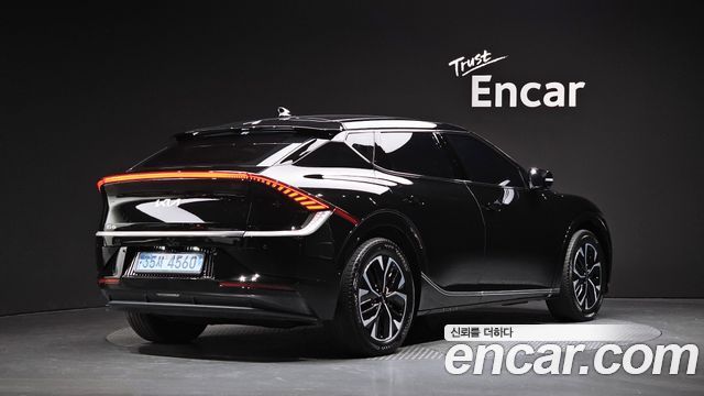 Kia EV6 2023 — photo 2