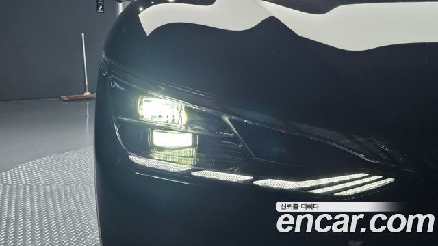 Kia EV6 2023 — photo 8