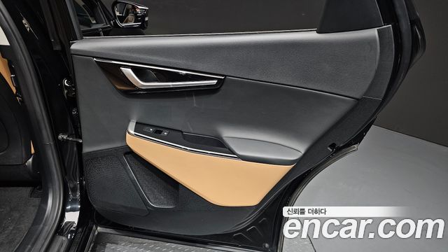 Kia EV6 2023 — photo 15
