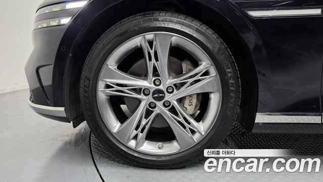 Genesis G90 2023 — photo 5