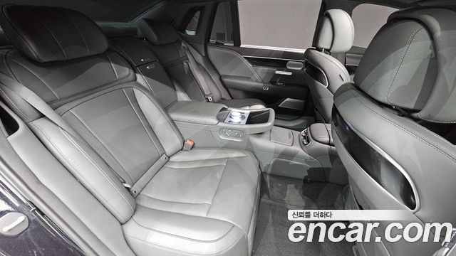 Genesis G90 2023 — photo 11