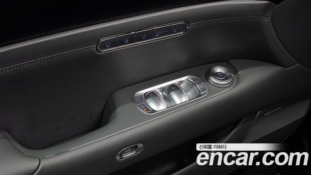 Genesis G90 2023 — photo 17