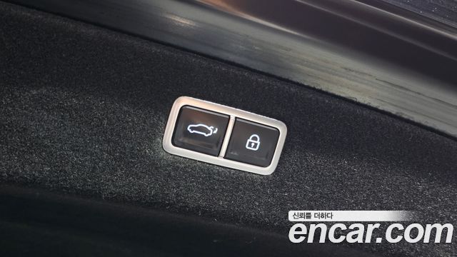 Genesis G90 2023 — photo 20