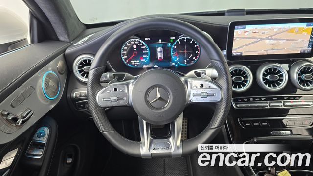 Mercedes-Benz C-Class 2023 — photo 19