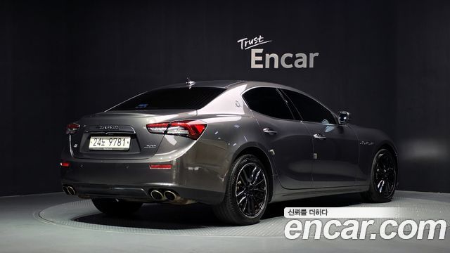 Maserati Ghibli 2017 — photo 2