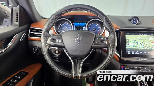 Maserati Ghibli 2017 — photo 13