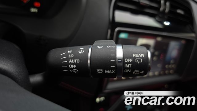 Jaguar F-PACE 2017 — photo 15