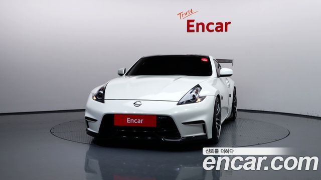Nissan 370Z 2017 — photo 3