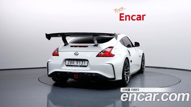 Nissan 370Z 2017 — photo 4