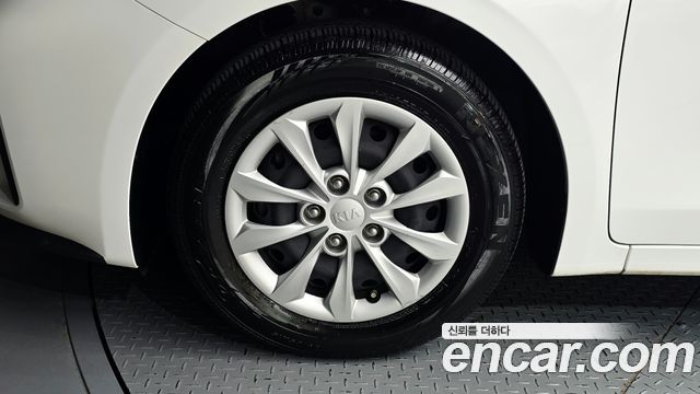 Kia K3 2021 — photo 5