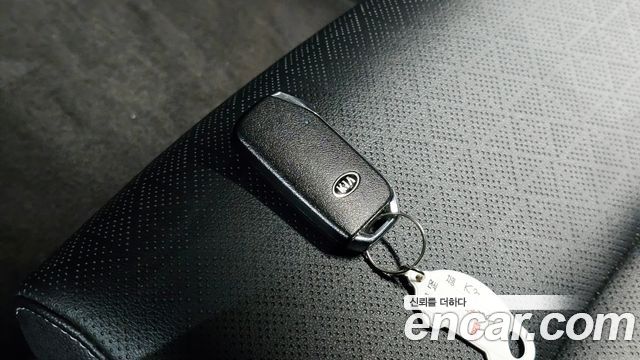 Kia K3 2021 — photo 23