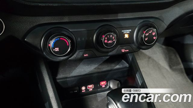 Kia K3 2021 — photo 29