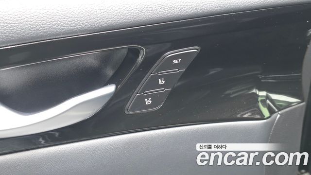 Kia K7 2016 — photo 18