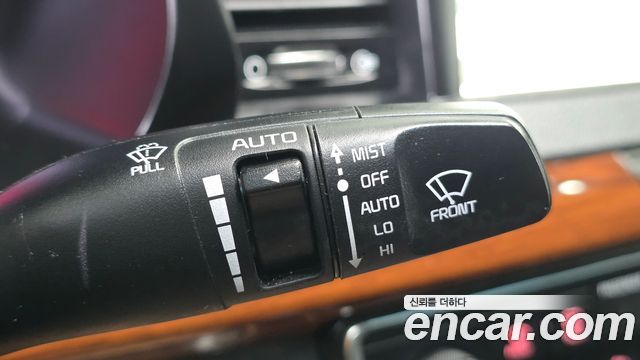 Kia K7 2016 — photo 24