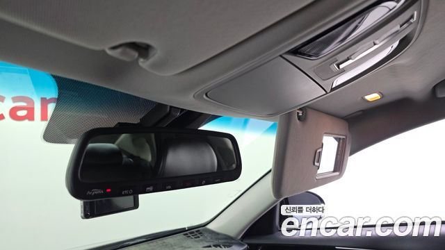 Kia K7 2016 — photo 25