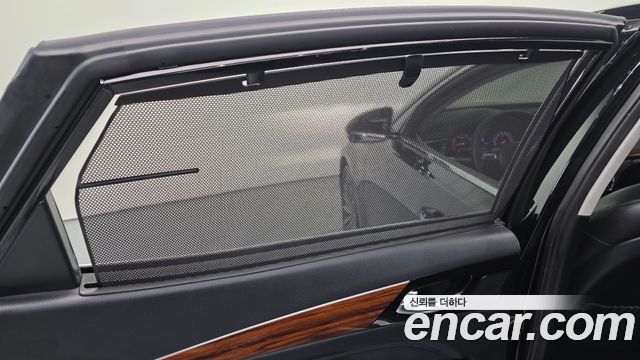 Kia K7 2016 — photo 29