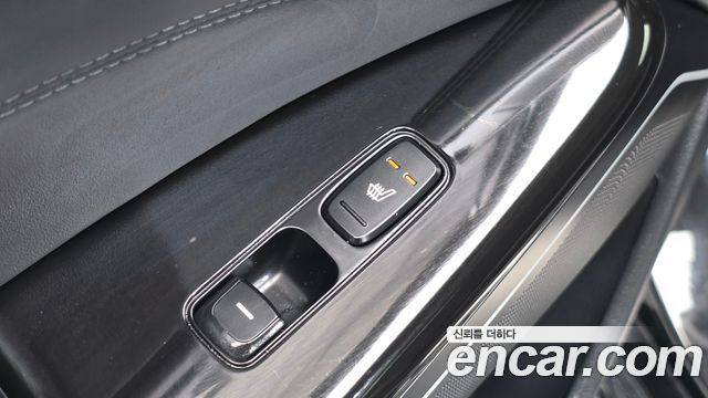 Kia K7 2016 — photo 30