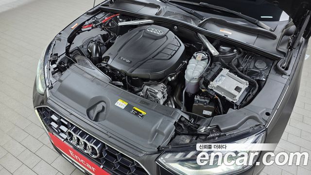 Audi A4 2021 — photo 6