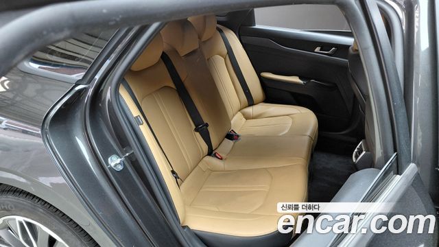 Kia K5 2022 — photo 18