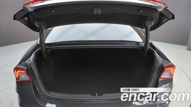 Kia K5 2022 — photo 24