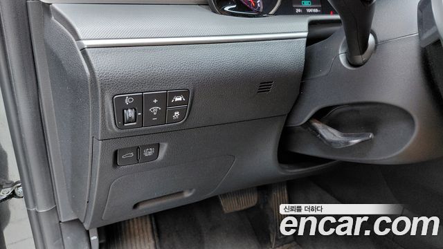 Kia K5 2022 — photo 28