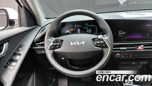 Kia Niro 2023 — photo 20