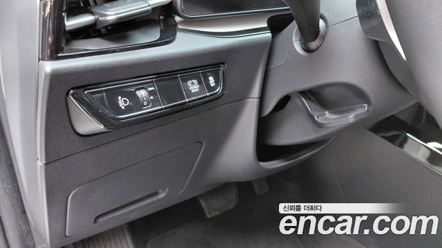 Kia Niro 2023 — photo 24