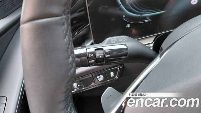 Kia Niro 2023 — photo 25