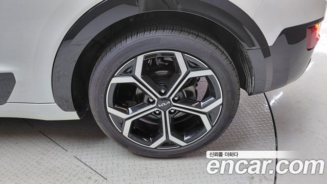 Kia Niro 2023 — photo 7