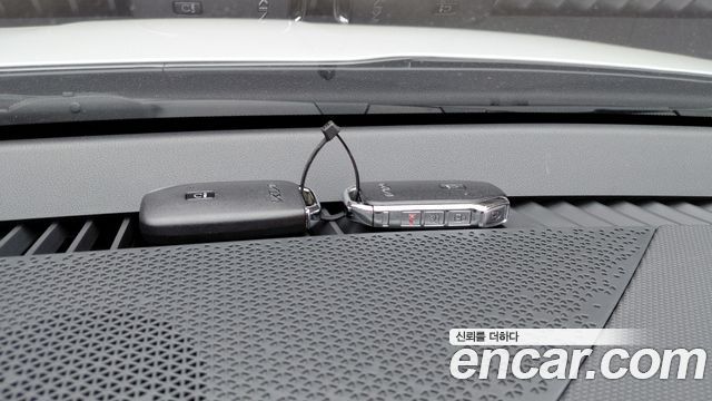 Kia Niro 2023 — photo 27