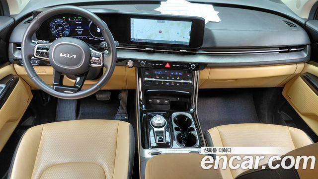 Kia Canival 2023 — photo 10