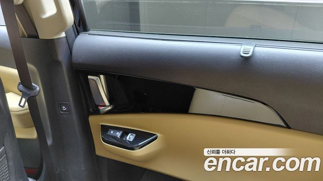 Kia Canival 2023 — photo 15