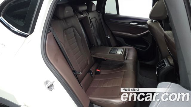 BMW X4 2021 — photo 17