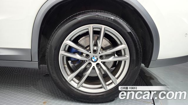 BMW X4 2021 — photo 7