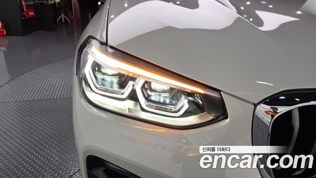 BMW X4 2021 — photo 8