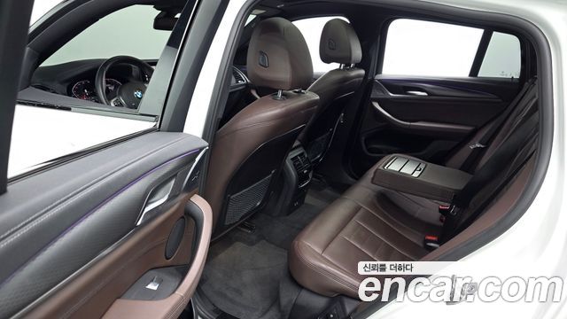 BMW X4 2021 — photo 28