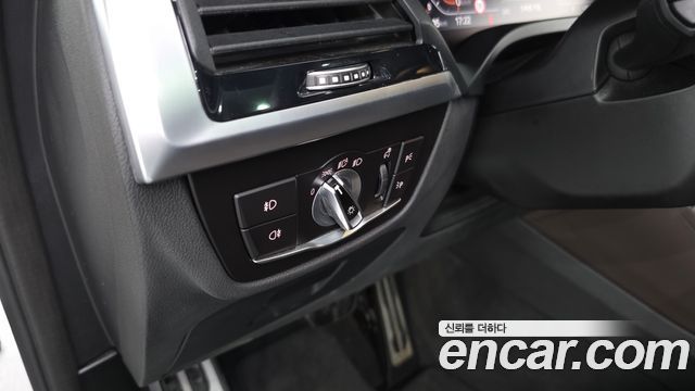 BMW X4 2021 — photo 30