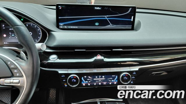 Genesis G80 2023 — photo 19