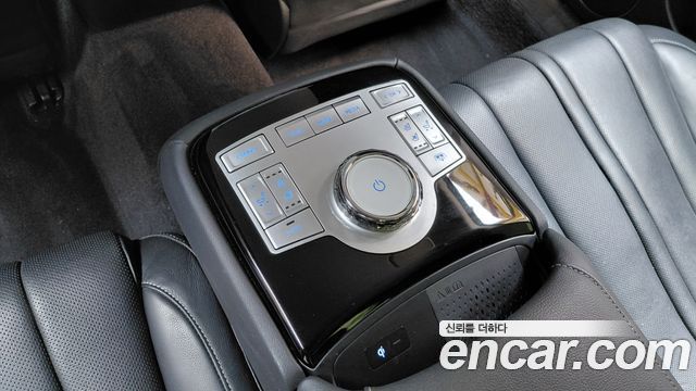 Genesis G80 2023 — photo 23