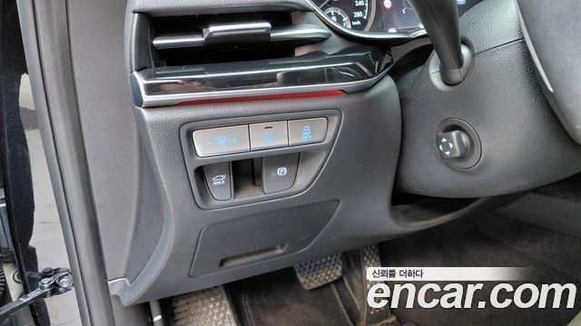 Genesis G80 2023 — photo 24