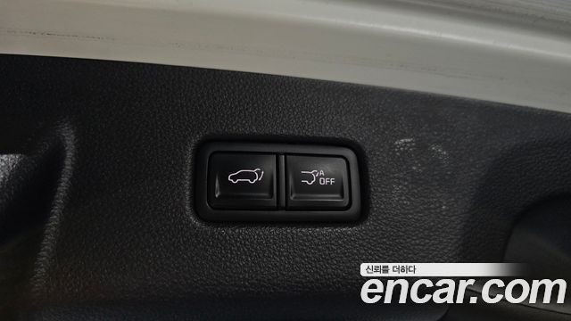 Kia Canival 2023 — photo 26