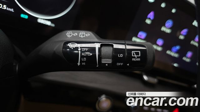 Kia Canival 2023 — photo 35