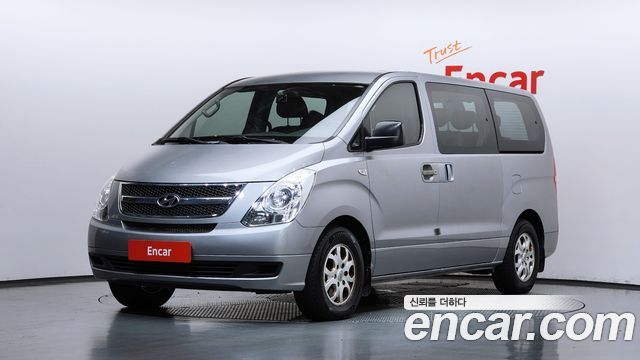 Hyundai Starex 2013 — photo 1