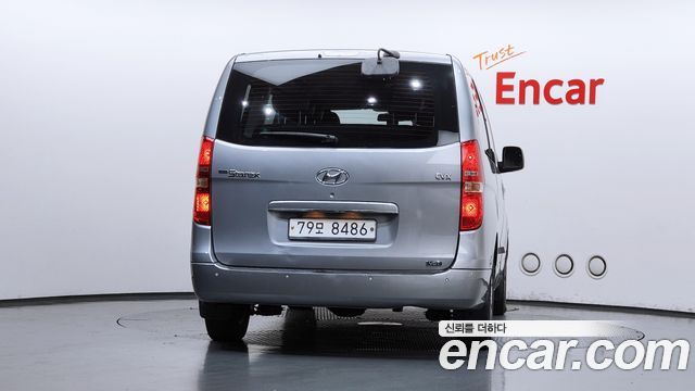 Hyundai Starex 2013 — photo 4